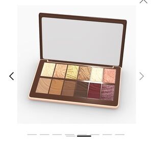 🦋New IDÔLE CAFÉ CRUSH EYESHADOW PALETTE